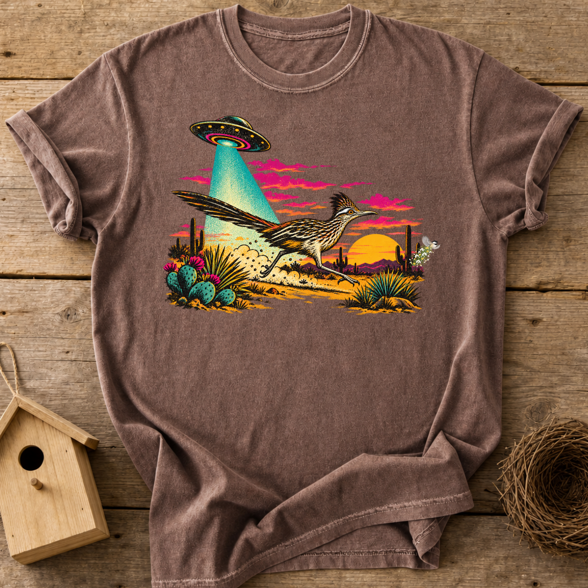Roadrunner UFO Encounter T-Shirt