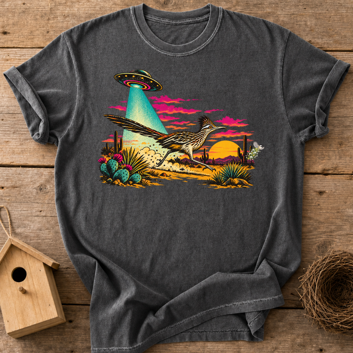 Roadrunner UFO Encounter T-Shirt