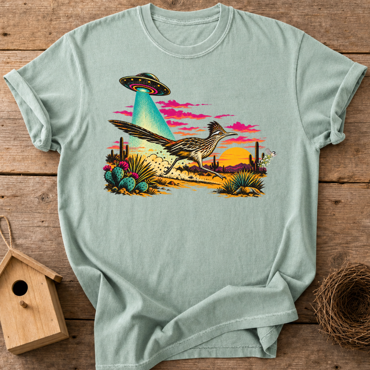 Roadrunner UFO Encounter T-Shirt
