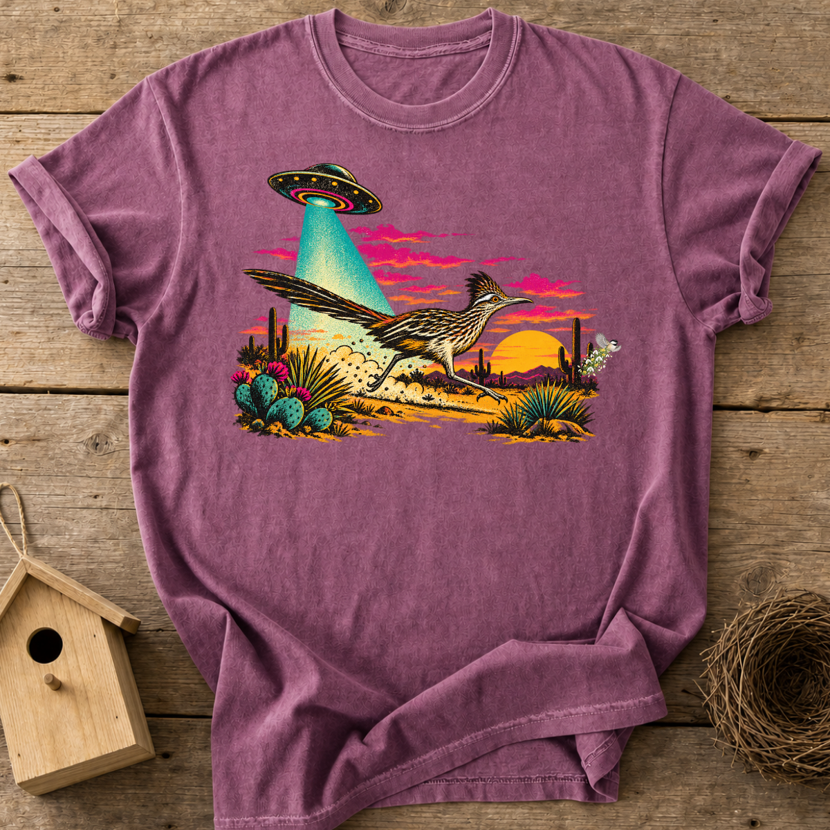 Roadrunner UFO Encounter T-Shirt